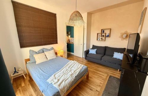 Quartier Hyper-Centre Apartment | Le Lazare T2 confortable, 3 voyageurs, charmant quartier championnet