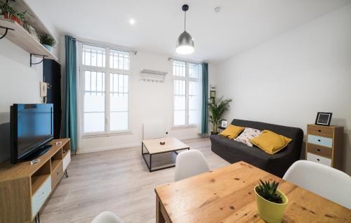 Ecusson Apartment | Le Little Soho