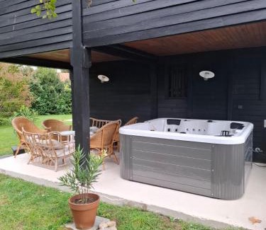 Biscarrosse House | Le Lodge de l'océan - Maison familiale en bois neuve - Piscine chauffée