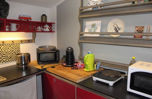 Pezenas Apartment | Le Loft Molière - whirlpool bath - 50m² - France