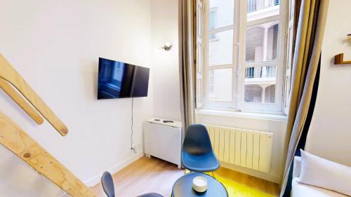 Griffon - Royale Apartment | Le Louis - Lyon 1 - Studio Mezzanine