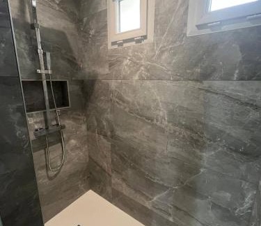 Saint-Clair-du-Rhone Apartment | Le luxe au pied du pilat - 6 voyageurs