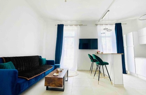 Les Pennes-Mirabeau Apartment | Le Malezi village des Pennes Mirabeau