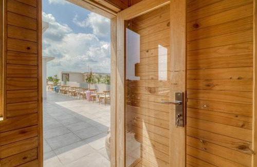 Munggu Villa | Le Mansion Villa 4 BR brand new villa in Seseh