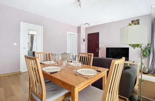 Faubourg North Apartment | Le Marechal - 1 minute de la gare