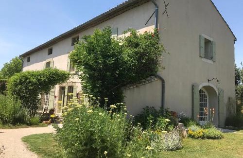 Le Thor Bed & Breakfast | Le Mas de la Martelière