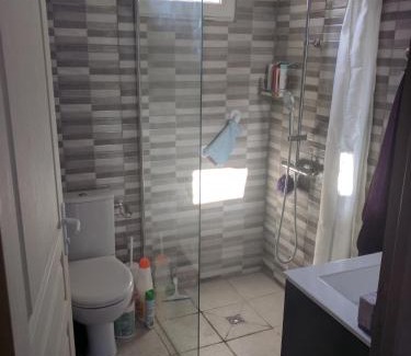 Caromb Apartment | Le Mas de la Tortue (Plain Pied)