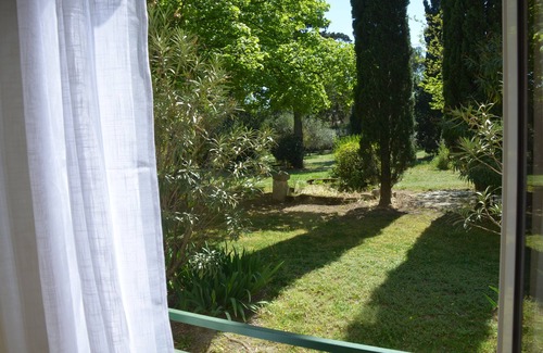 Arles House | Le Mas Sivan - Provencal house with terrace, secure parking, air conditioning, wifi