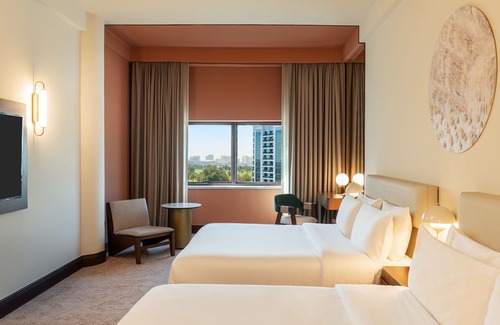 Garhoud Hotel | Le Meridien Fairway