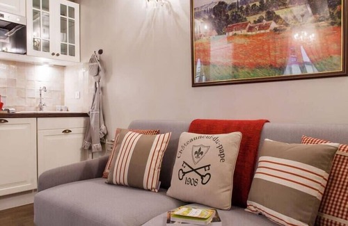 Saint-Merri Apartment | Le Merlot du Marais - Pompidou