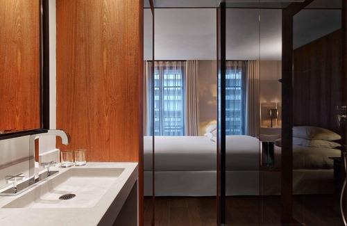 Porte-Dauphine Hotel | Le Metropolitan Paris Tour Eiffel, a Tribute Portfolio Hotel