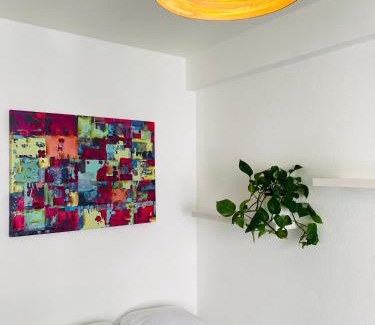 Vernier Apartment | LE MIOLLIS - CENTRAL et CONFORT - WIFI- prés tansports en commun et commerces