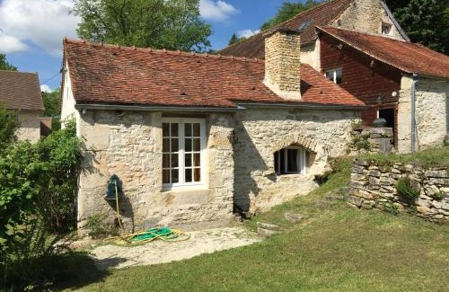 Saint-Germain-le-Rocheux Bed & Breakfast | Le moulin de Saint Germain