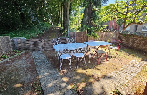 Dieppe House | Le Nid de Houle, gîte at Domaine des Roches, a 10-minute walk from the beach.