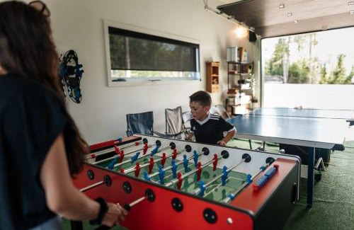 Saint Come Ski Chalet | Le Nordet - SPA & Play room