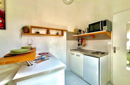 Faubourg Apartment | Le Notre Dame - Cozy Studio 400m from Nîmes Arena
