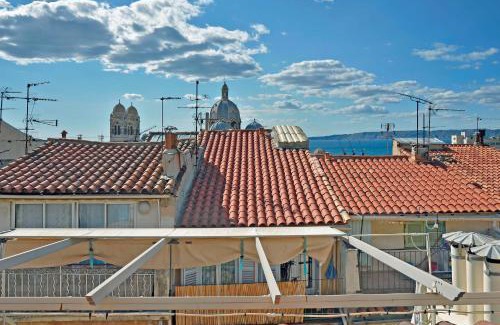 Quartier du Panier Apartment | Le Panier - Joli duplex Centre ville historique avec grande terrasse et balnéo proche Vieux Port