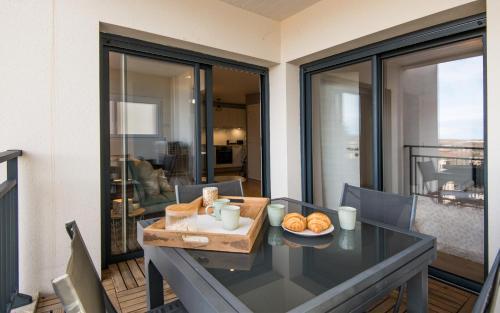 Rodez Apartment | Le Paris - Elégant, Parking privé et Terrasse