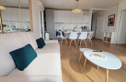 Parc-Nord Apartment | Le Penthouse Pesaro