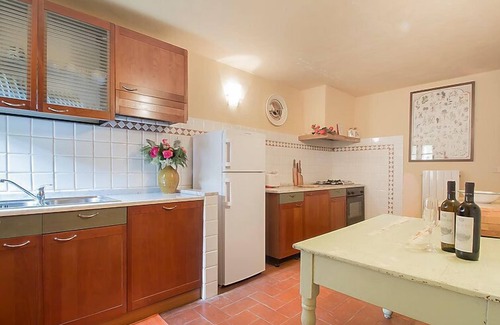 Volterra House | Le Pergole by Interhome