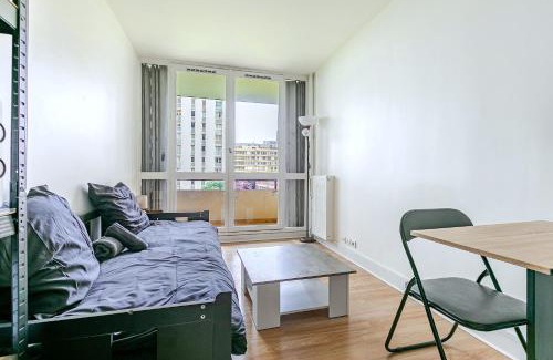 Aubervilliers Apartment | Le Petit Auber & son balcon, à 2 pas de Paris