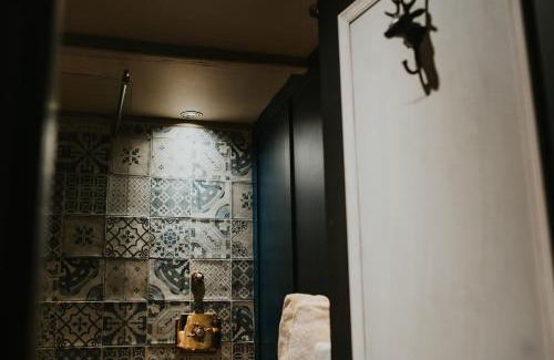 Otterburn Hotel | Le Petit Chateau & William de Percy