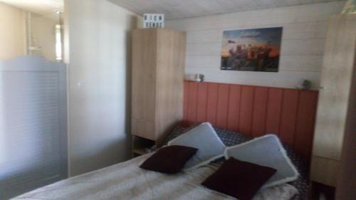 Saint-Malo-du-Bois Apartment | Le Petit Logis