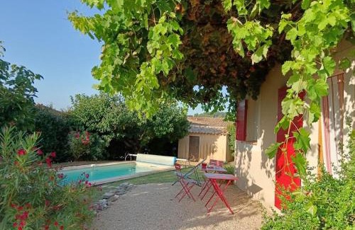 Saint-Saturnin-les-Apt House | Le Petit Mas des Hauts de Beyssan, Maison de vacances avec piscine privative pour 2 personnes