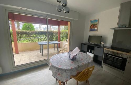 Arzon Apartment | Le Petit Nid du Port Crouesty - Studio au calme