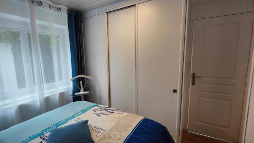 Brive-la-Gaillarde Apartment | Le Petit Paradis