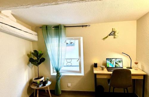 Centre Historique Apartment | Le petit rosé