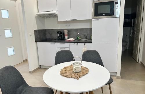 Le Dramont Apartment | le petit sémaphore