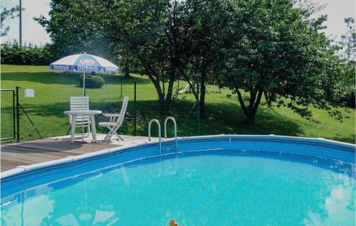 Botassart House | Le Petit Saule