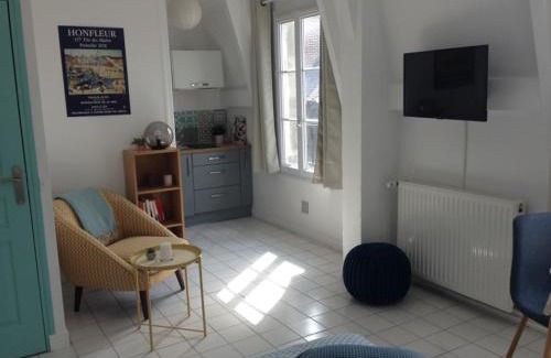 Honfleur Apartment | Le petit studio honfleurais