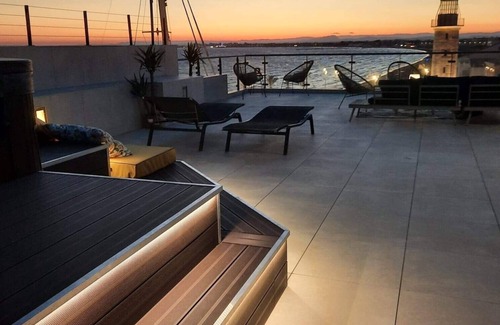 Le Grau-Du-Roi Apartment | Le Phare du Grau: Superbe Appartement Standing 3 chambres vue Mer