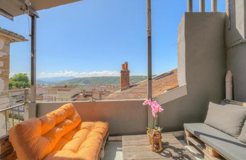 Vienne Apartment | Le Pipet - T2 avec terrasse, vue, à deux pas du théâtre antique
