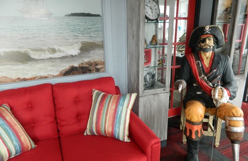 Cap-Chat Hotel | Le Pirate Motel & Camping