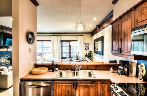 Mont-Tremblant Condo | Le Plateau Ski In/Out w/3bdrs w/Pool Access