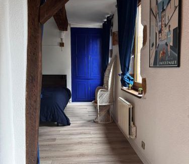Moulins Apartment | Le rêve bleu