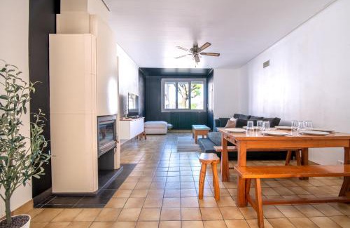 La Celle-sous-Gouzon House | Le Refuge - Maison spacieuse pour familles et professionnels - Proche Puy-du-F ou