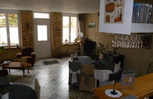 Montigny-le-Gannelon House | Le Relais de Montigny