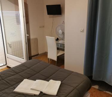 Chatellerault Hotel | le relais de l aiguillon