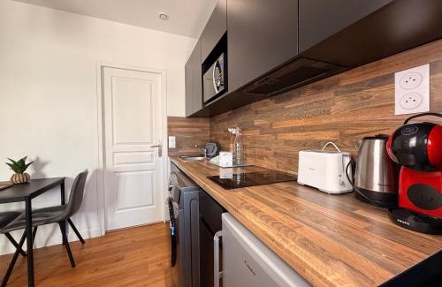 Centre Historique Apartment | Le Saint Just T2 proche des Halles Wifi