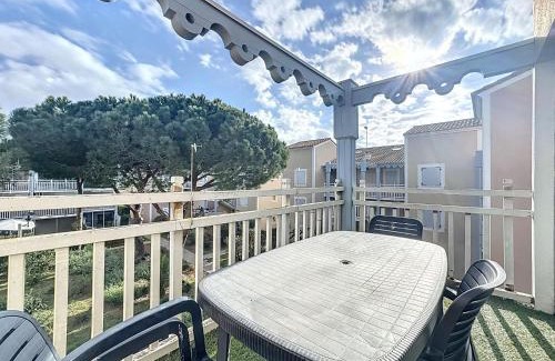 Palavas-les-Flots Apartment | Le Scarlett - Piscine, parking et proche plage