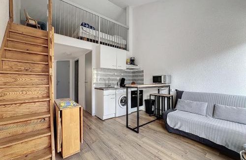 Palavas-les-Flots Apartment | Le Scarlett - Piscine, parking et proche plage