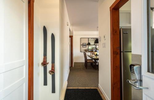 Mont-Tremblant Apartment | Le Serein Condo Tremblant Les-Eaux