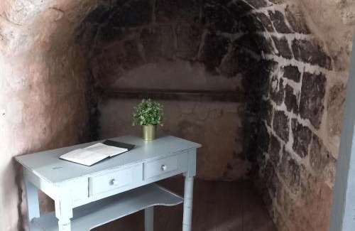 Amboise Apartment | Le sourire de Mona Lisa 2 étoiles 100m du château