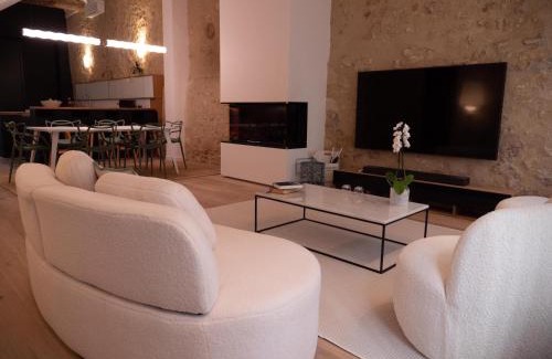 Aix-en-Provence Historic Centre Apartment | Le Spacieux - Un Voyage en Provence- Offre de lancement