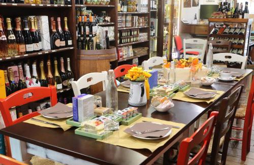 Nocera Superiore Bed & Breakfast | Le stanze di Vino Rosso