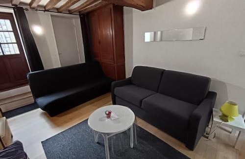 Pont-Audemer Apartment | Le studio Aristide